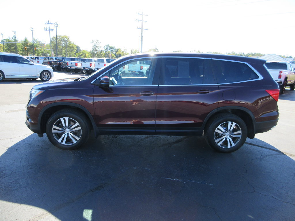 Used 2017 Honda Pilot EX image 9