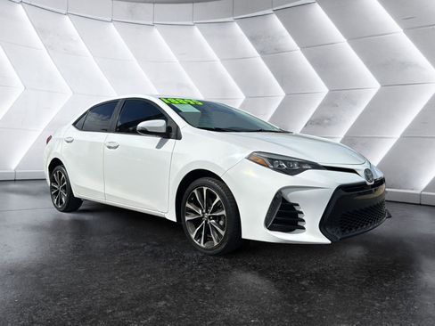 Used 2018 Toyota Corolla SE w/ Carpet Mat Package (TMS) image 1