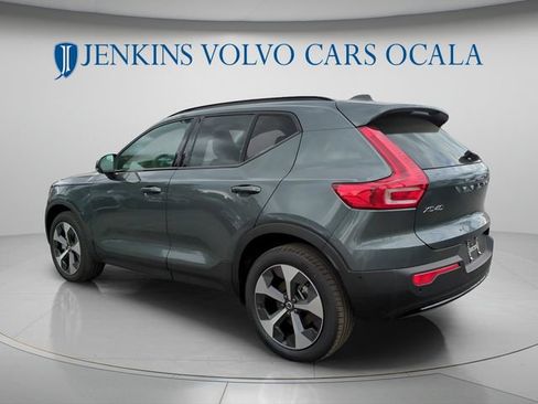 New 2026 Volvo XC40 B5 Plus w/ Protection Package Premier AWD/4WD image 5