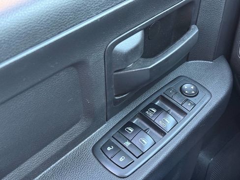 Used 2017 RAM 2500 Tradesman w/ Chrome Appearance Group image 46