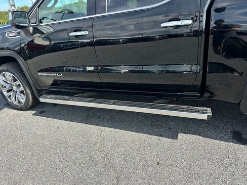 New 2026 GMC Sierra 1500 Denali w/ Denali Reserve Package AWD/4WD image 36