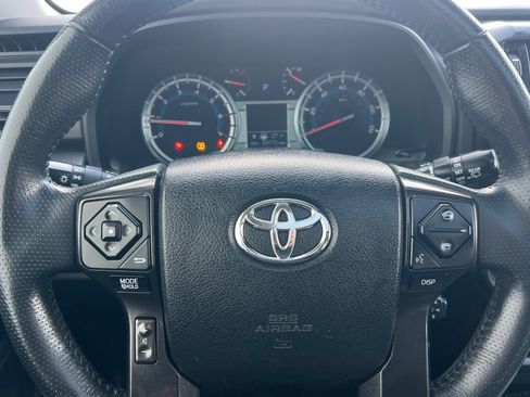 Used 2019 Toyota 4Runner TRD Off-Road Premium image 19