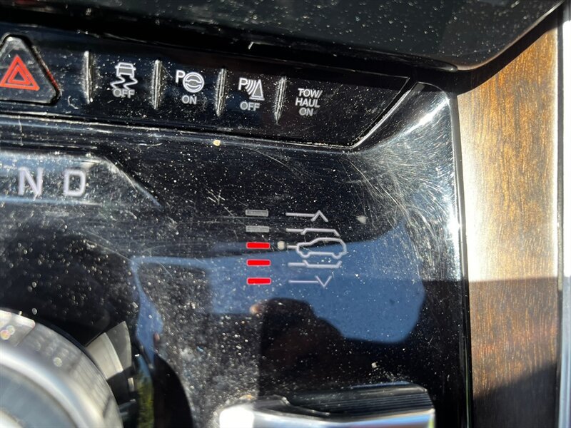 Used 2024 Jeep Grand Wagoneer L 4WD image 56
