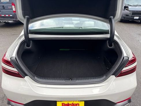 Used 2024 Genesis G70 2.5T image 13