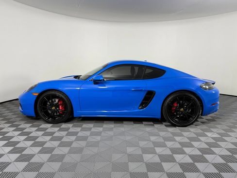 Certified 2024 Porsche 718 Cayman S RWD image 2