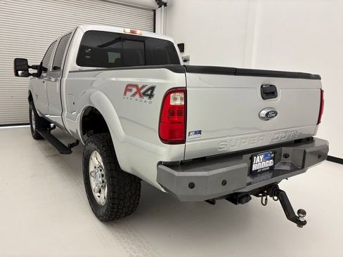 Used 2016 Ford F250 Lariat w/ Lariat Ultimate Package AWD/4WD image 20