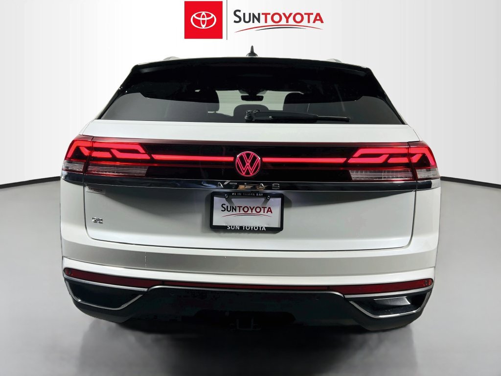 Used 2026 Volkswagen Atlas Cross Sport SE FWD image 5