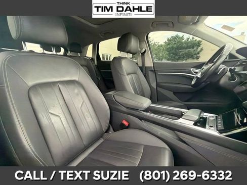 Used 2021 Audi e-tron Premium w/ Convenience Plus Package AWD/4WD image 17