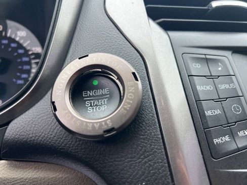 Used 2017 Ford Fusion SE image 17