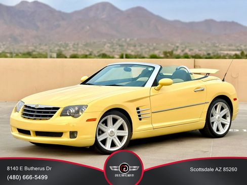Used 2005 Chrysler Crossfire Limited RWD image 1