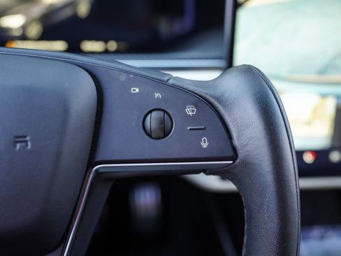 Used 2021 Tesla Model S Plaid image 29