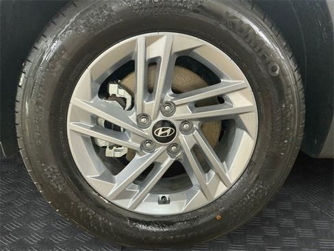 Certified 2026 Hyundai Tucson SE image 14