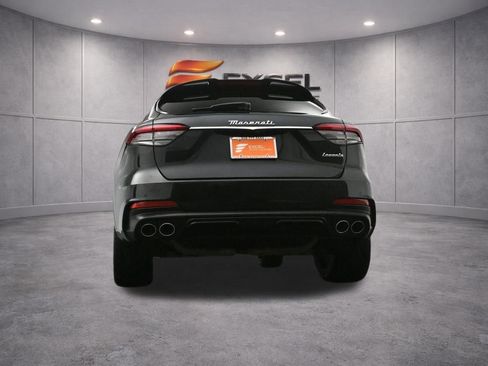 Used 2023 Maserati Levante Modena image 47