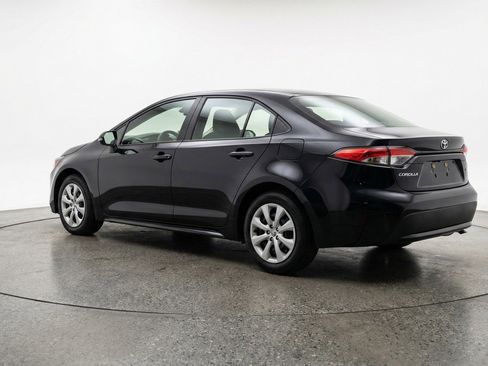 Used 2025 Toyota Corolla LE FWD image 6