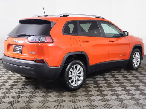 Used 2021 Jeep Cherokee Latitude FWD image 7