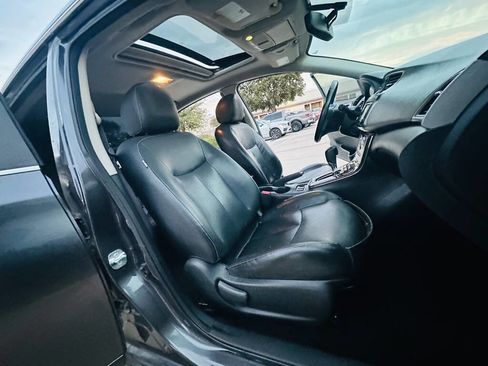 Used 2015 Nissan Sentra SL w/ SL Premium Package image 23