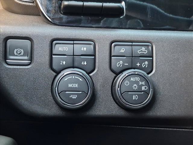 Used 2024 Chevrolet Silverado 1500 ZR2 w/ Technology Package AWD/4WD image 13