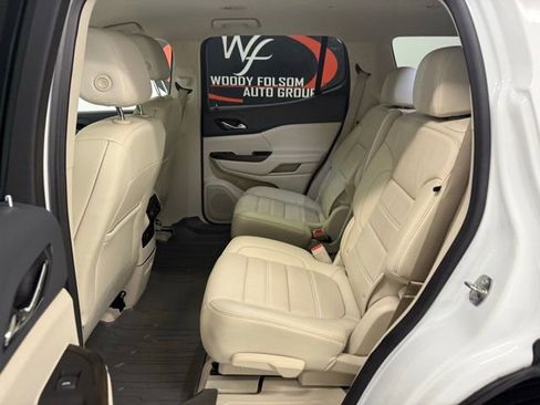 Used 2023 GMC Acadia Denali w/ Denali Technology Package image 16