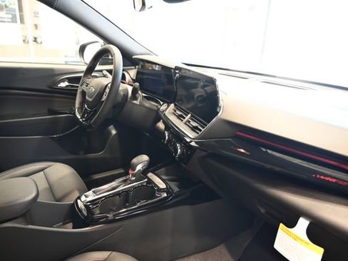 New 2026 Chevrolet Trax RS w/ Sunroof Package FWD image 13
