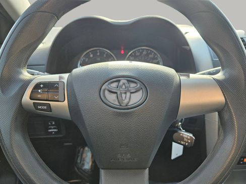 Used 2011 Toyota Corolla S image 4