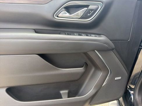 Used 2021 Chevrolet Tahoe Z71 image 11