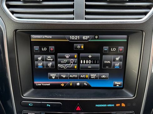 Used 2016 Ford Explorer Limited image 23