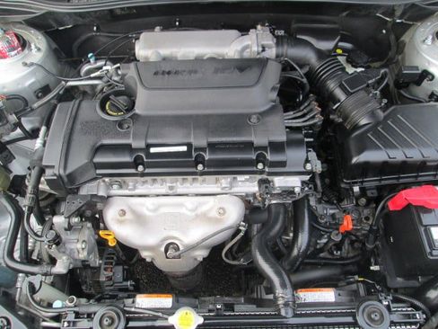 Used 2009 Kia Spectra EX image 17