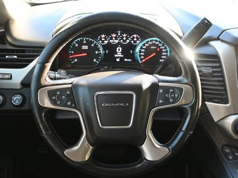 Used 2019 GMC Yukon Denali image 14