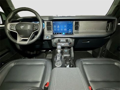 New 2025 Ford Bronco Badlands w/ Sasquatch Package image 6