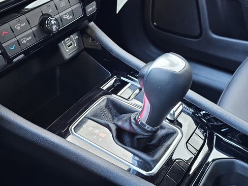 New 2026 Jeep Compass Latitude image 14