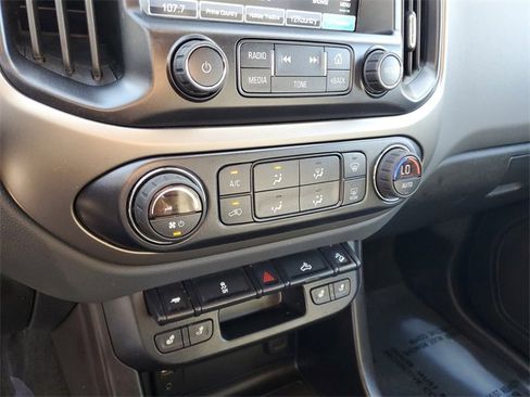 Used 2017 Chevrolet Colorado Z71 image 20