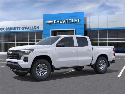 New 2026 Chevrolet Colorado LT w/ LT Convenience Package AWD/4WD image 2