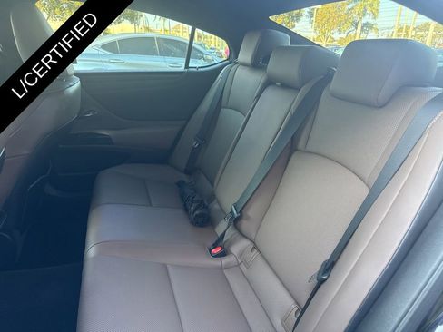 Used 2022 Lexus ES 350 w/ Premium Package image 18