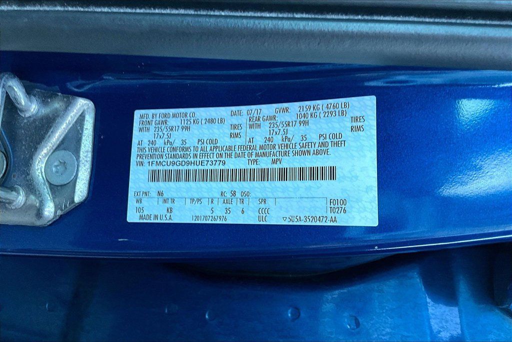 Used 2017 Ford Escape SE w/ Equipment Group 201A AWD/4WD image 19