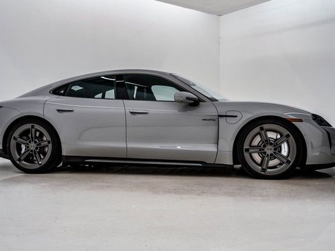 New 2025 Porsche Taycan Turbo AWD/4WD image 9
