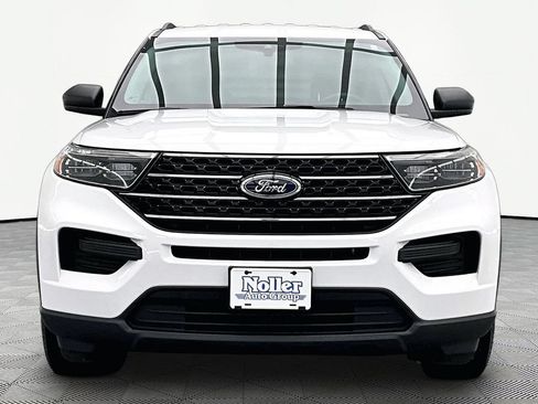 Certified 2020 Ford Explorer XLT w/ Comfort Package AWD/4WD image 3