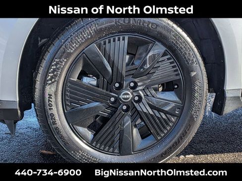 Certified 2025 Nissan Murano SV image 26