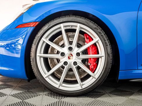 Used 2024 Porsche 911 Carrera 4 GTS image 14