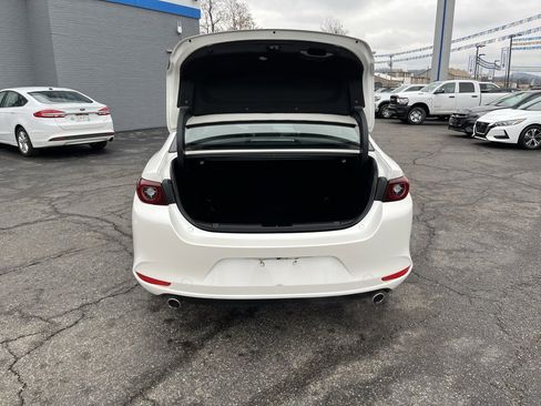 Used 2022 MAZDA MAZDA3 s image 30
