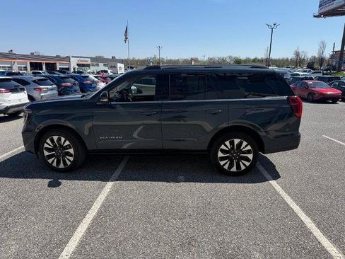 Certified 2025 Ford Expedition Platinum w/ Driver's Package image 5