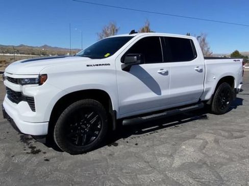 Certified 2024 Chevrolet Silverado 1500 RST w/ Rally Edition AWD/4WD image 4