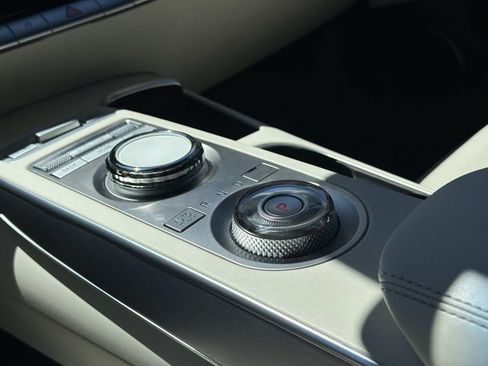 Certified 2023 Genesis Electrified GV70 AWD/4WD image 12