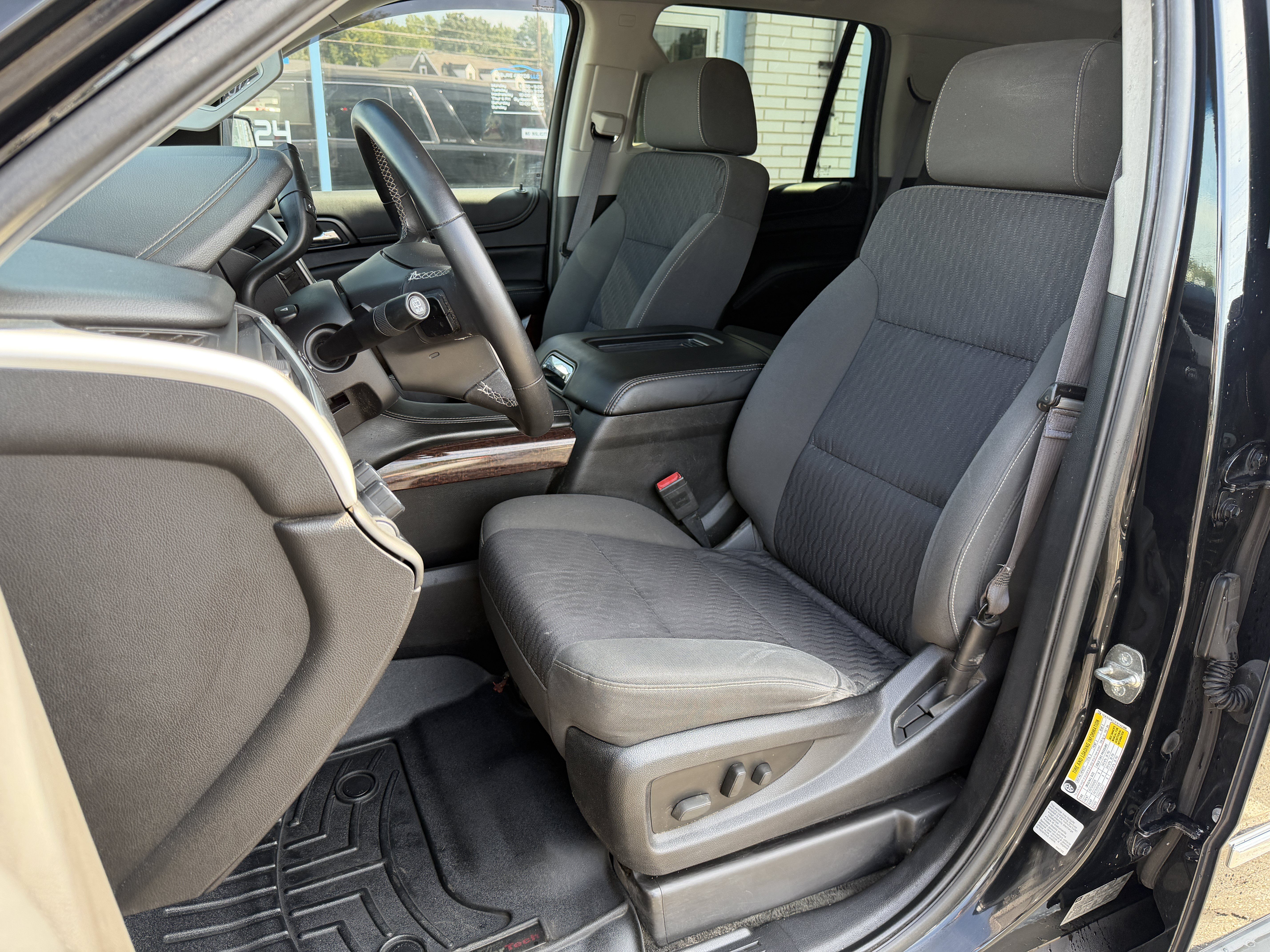 Used 2015 GMC Yukon SLE w/ Convenience Package AWD/4WD image 13