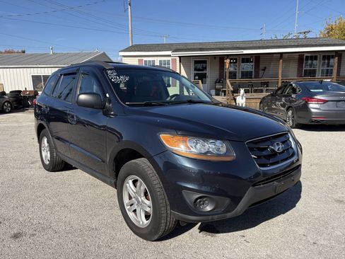 Used 2011 Hyundai Santa Fe GLS image 9