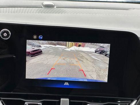 New 2026 Chevrolet Equinox LT w/ Convenience Package II image 16