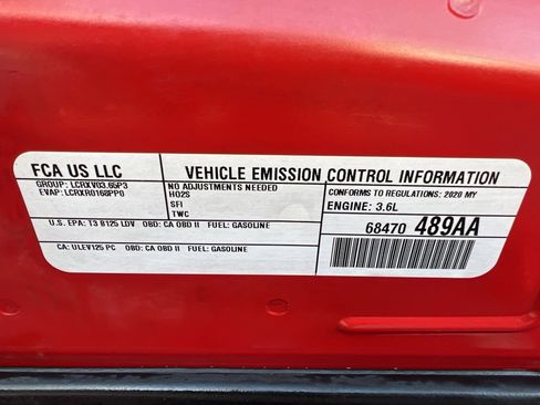 Used 2020 Dodge Charger SXT w/ Driver Convenience Group image 25