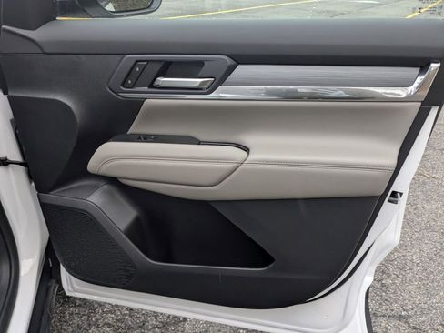 New 2026 GMC Terrain Elevation w/ LPO, Floor Liner Package image 28