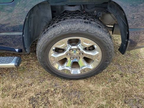 Used 2021 RAM 1500 Big Horn image 6