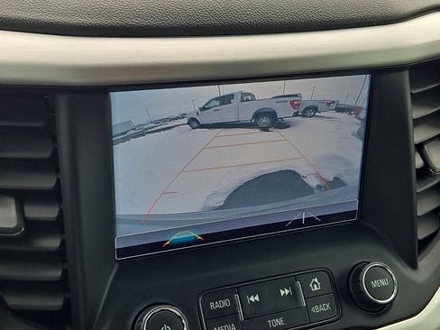 Used 2019 GMC Acadia SLT w/ LPO, Floor Liner Package image 14