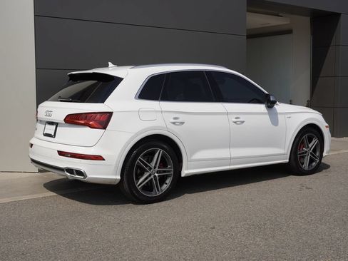 Used 2018 Audi SQ5 Prestige w/ Prestige Package AWD/4WD image 4